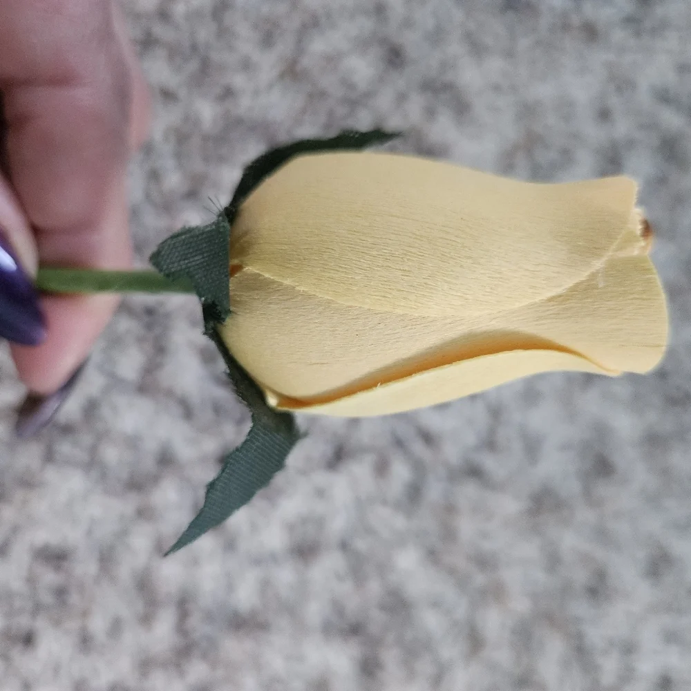 Faux Long Stem Yellow Roses